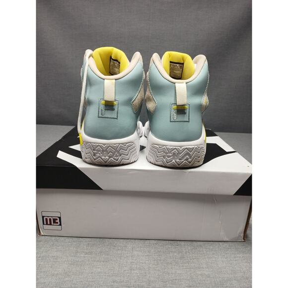 Fila MB Mens 15 Egret Aurora Retro Basketball Shoes Jamal Mashburn 90s High Top main image 3